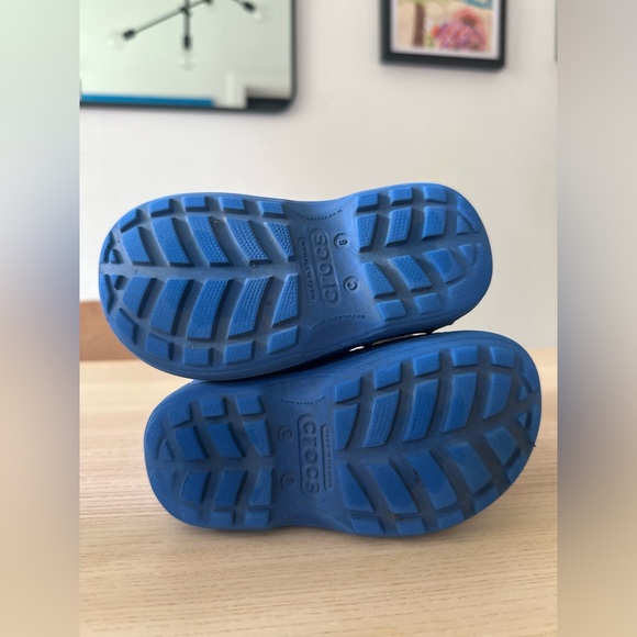 Crocs “Handle it Rain” rainboots blue or pink - Picture 4 of 11